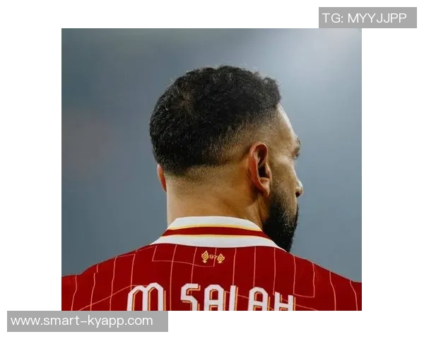 加拉塔萨雷密切关注萨拉赫动向若确认离队将积极报价 加拉塔萨雷密切关注萨拉赫动向若确认离队将积极报价